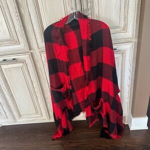 Grace & Lace pocket poncho scarf